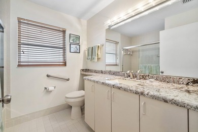 Beautifully updated and maintained single family home in the - photo 21