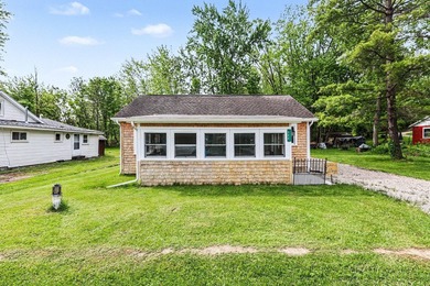 Great updated cottage with access to Patterson Lake and the - photo 22