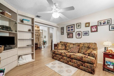 Beautifully updated and maintained single family home in the - photo 24