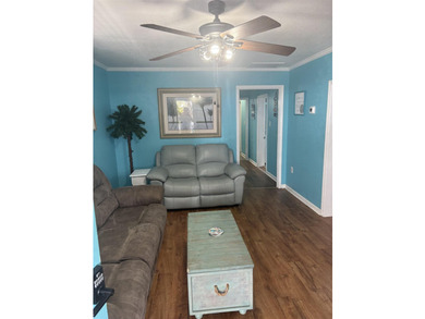 Bright and roomy 3BR/2BA cottage, fully furnished, is located - photo 25