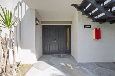 This stunning 3-bedroom, 3.1-bath Golf Cottage has been - photo 25