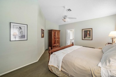 Beautifully updated and maintained single family home in the - photo 25