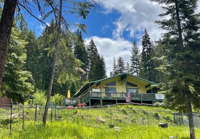 Bordering BLM land that fronts onto National Forest with direct - photo 34