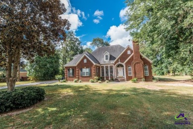 Lake Home For Sale in Warner Robins, Georgia