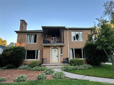 Be the next to own this beautifully preserved Frank H. Wright - photo 3