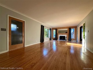 Be the next to own this beautifully preserved Frank H. Wright - photo 6