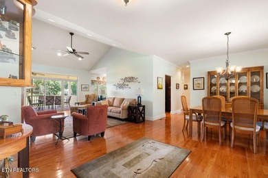 **FIRST TIME ON MARKET.** Beautiful GOLF FRONT with Amazing - photo 6
