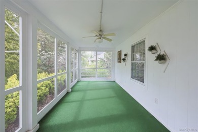 Welcome to this beautiful expanded colonial house, located in a - photo 18