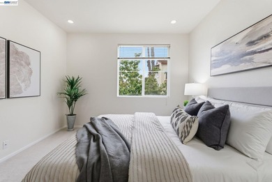 Welcome to the highly sought-after Monte Vista community! This - photo 19