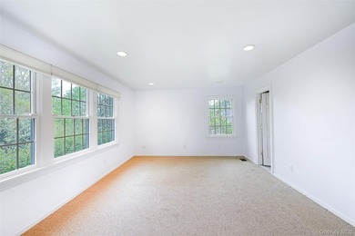 Welcome to this beautiful expanded colonial house, located in a - photo 20