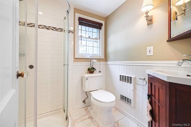 Welcome to this beautiful expanded colonial house, located in a - photo 22
