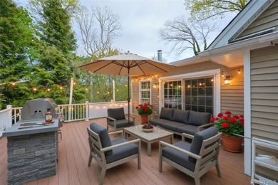 Welcome to this beautiful expanded colonial house, located in a - photo 27