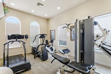 Welcome to the highly sought-after Monte Vista community! This - photo 35