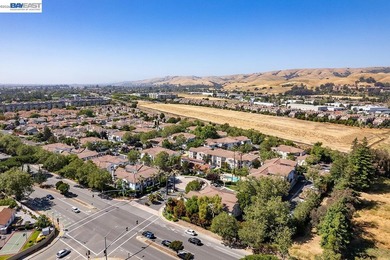 Welcome to the highly sought-after Monte Vista community! This - photo 37