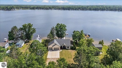 Stunning Lakefront Custom Home with 100 ft Sandy Beach and - photo 8