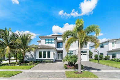 (private lake, pond, creek) Home For Sale in Boca Raton Florida