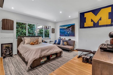 Completely renovated in 2019, this beautifully landscaped full - photo 12