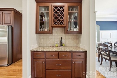 Welcome to a truly luxurious lifestyle in the exclusive Club at - photo 13