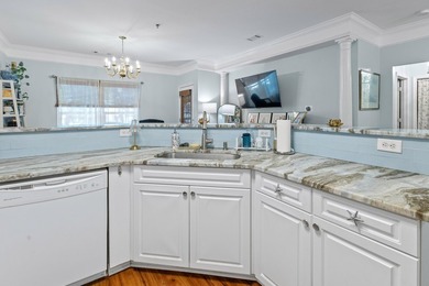 Charming Charleston Townhome - Prime Location! One bedroom and - photo 13