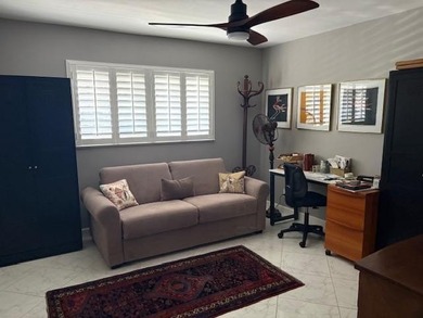 Beautiful unit completely renovated. Kitchen with soft close - photo 13