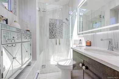 TURNKEY & SIMPLY BEAUTIFUL!!! This Renovated Wedgewood Wide Line - photo 14