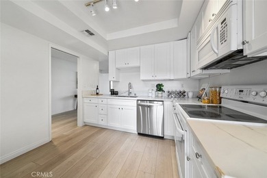 Welcome to 16090 Tortola Circle, an exceptional waterfront - photo 14