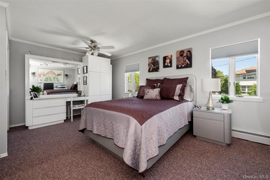TURNKEY & SIMPLY BEAUTIFUL!!! This Renovated Wedgewood Wide Line - photo 16