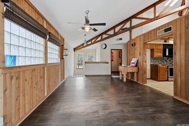 LAKEFRONT- Now THIS is a LAKEHOUSE- perfect for a getaway or - photo 2