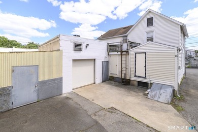Exceptional investment opportunity in a highly convenient - photo 23