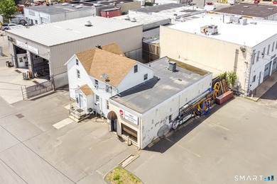 Exceptional investment opportunity in a highly convenient - photo 25