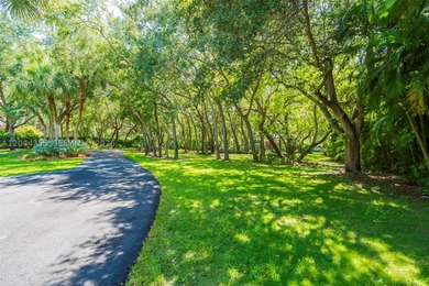 Completely renovated in 2019, this beautifully landscaped full - photo 26