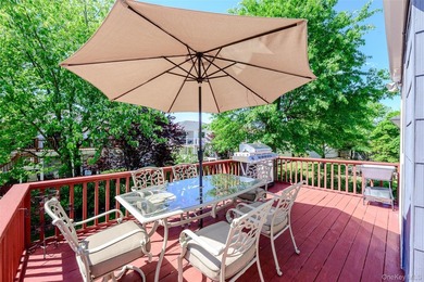 TURNKEY & SIMPLY BEAUTIFUL!!! This Renovated Wedgewood Wide Line - photo 26
