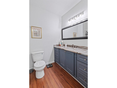 Charming Charleston Townhome - Prime Location! One bedroom and - photo 27