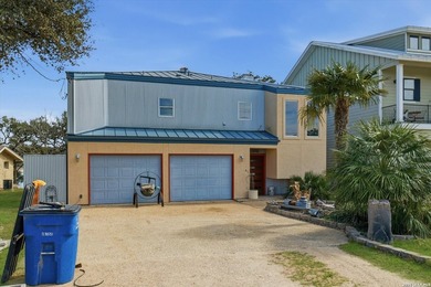 LAKEFRONT- Now THIS is a LAKEHOUSE- perfect for a getaway or - photo 7