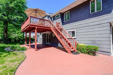 TURNKEY & SIMPLY BEAUTIFUL!!! This Renovated Wedgewood Wide Line - photo 28