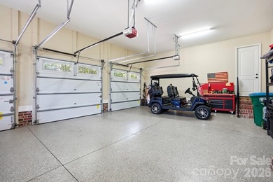 Welcome to a truly luxurious lifestyle in the exclusive Club at - photo 37