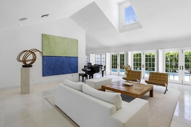 Sophisticated and Serene Palm Beach livingpletely rebuilt in - photo 3