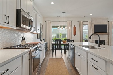 Step inside this beautifully updated ranch, built just two years - photo 4