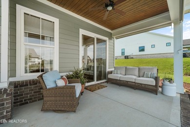 Step inside this beautifully updated ranch, built just two years - photo 6