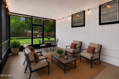 Perfectly positioned in the heart of Mandarin, this charming - photo 4
