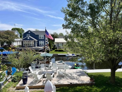 Lake Home For Sale in Syracuse, Indiana