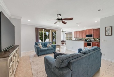 Extraordinary waterfront property. Stunning 4b/2.5b upgraded - photo 12