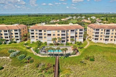 OCEAN VIEWS! Beautiful 3-bedroom 2.5 bath & 1 garage space for - photo 40