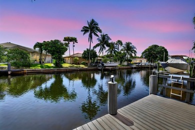 MOVE-IN READY! Rare waterfront retreat on a quiet cul-de-sac in - photo 2