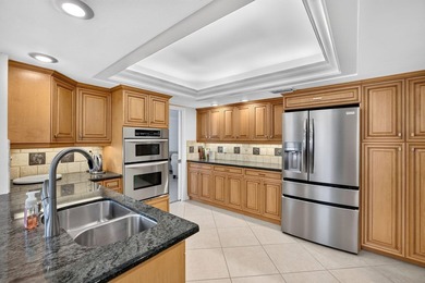 MOVE-IN READY! Rare waterfront retreat on a quiet cul-de-sac in - photo 4