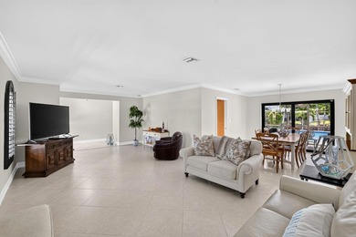 MOVE-IN READY! Rare waterfront retreat on a quiet cul-de-sac in - photo 5