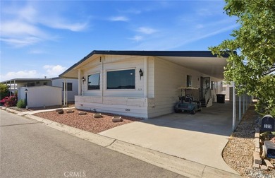Welcome home to this charming and inviting 2-bedroom, 2-bath - photo 2