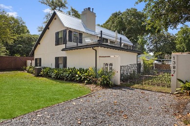 Tucked away on the charming and distinctive Father Ryan Avenue - photo 3