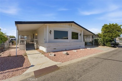 Welcome home to this charming and inviting 2-bedroom, 2-bath - photo 3