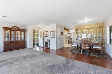 Welcome home to this charming and inviting 2-bedroom, 2-bath - photo 7